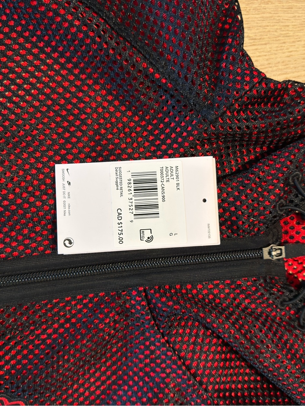 Nike Team Canada Soccer Jacket - World Cup 2026 - Picture 3 of 5